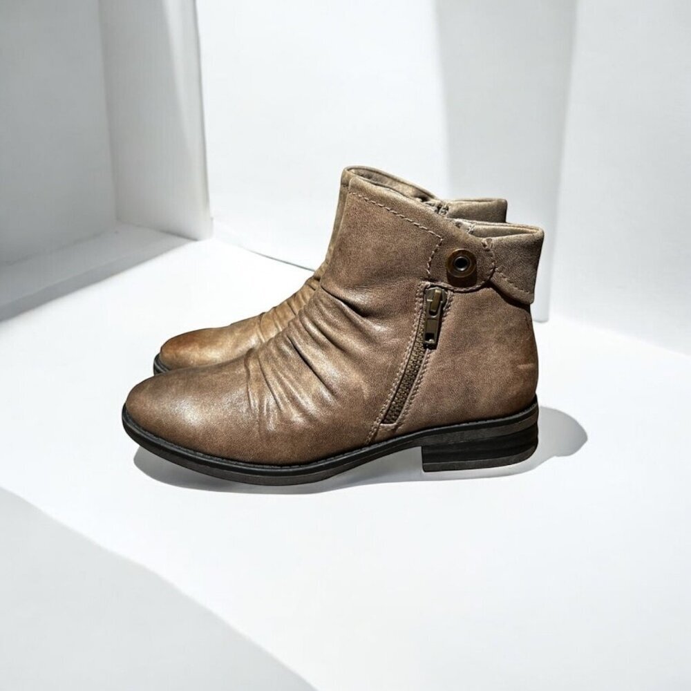 🌻Baretraps Anila Slouchy Grommet Ankle Boots Women's Size 6.5